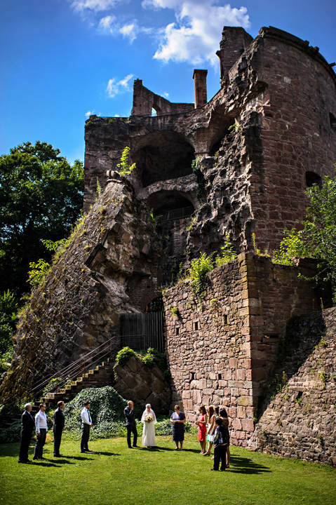 Wedding ceremony in front of Heidelberg Castle